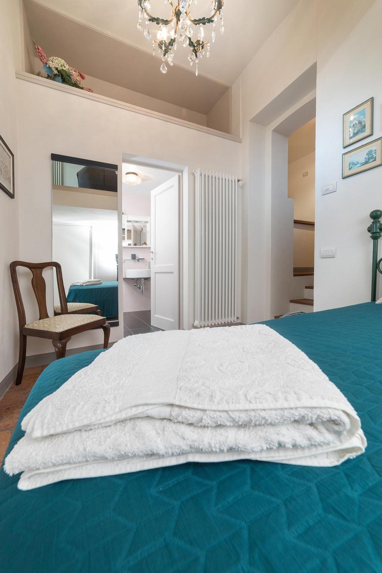 Le Case Di Angelina - Langhe Loft & Suites Farigliano Phòng bức ảnh